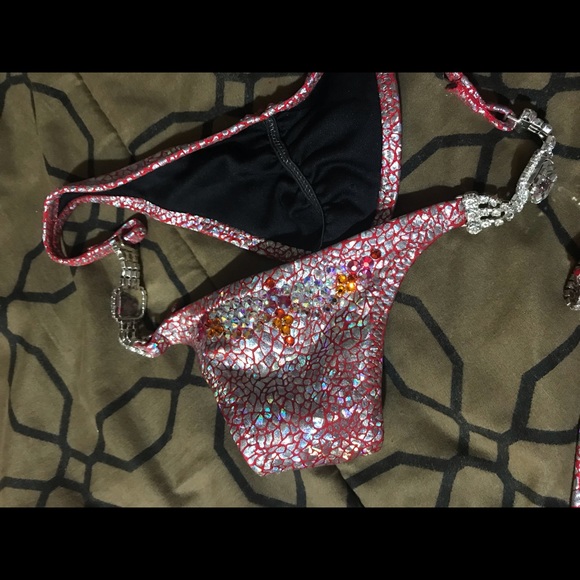 Npc bikini - Picture 8 of 8